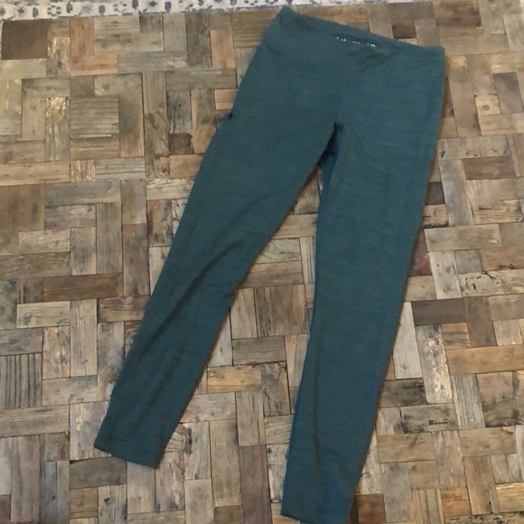 Outdoor Voices Green Leggings. Size Small - Picture 1 of 7